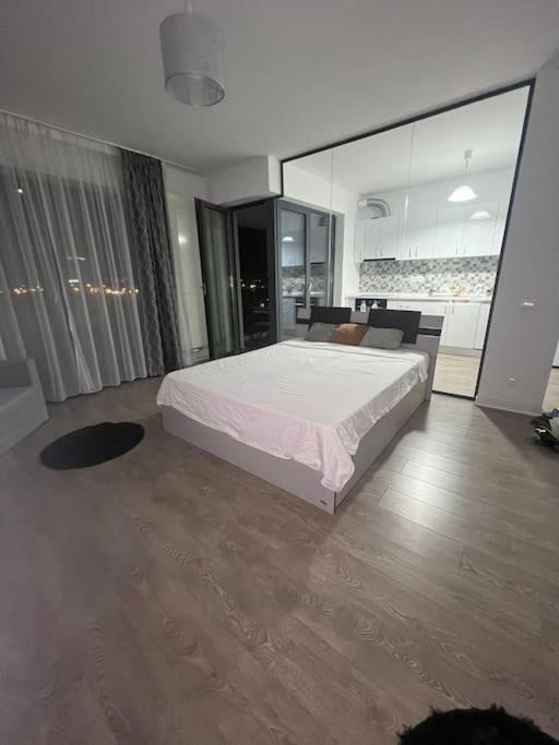 Corporate One Pipera Appartement *